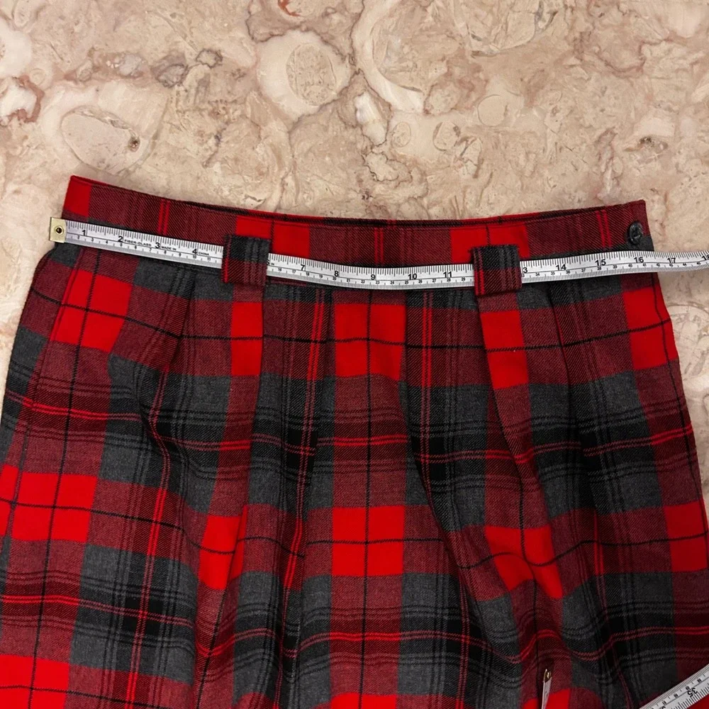Vintage Surrey Classics Plaid Skirt Wool Red
